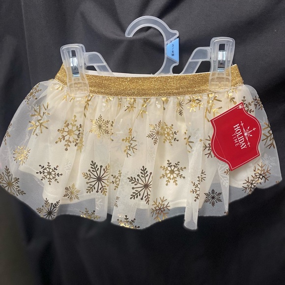 NWT (2) 3-6 Months Holiday Time Skirts - Picture 2 of 2
